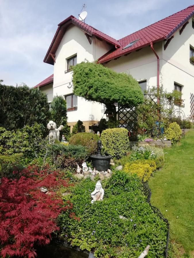 Kostalov Pension U Josefa מראה חיצוני תמונה
