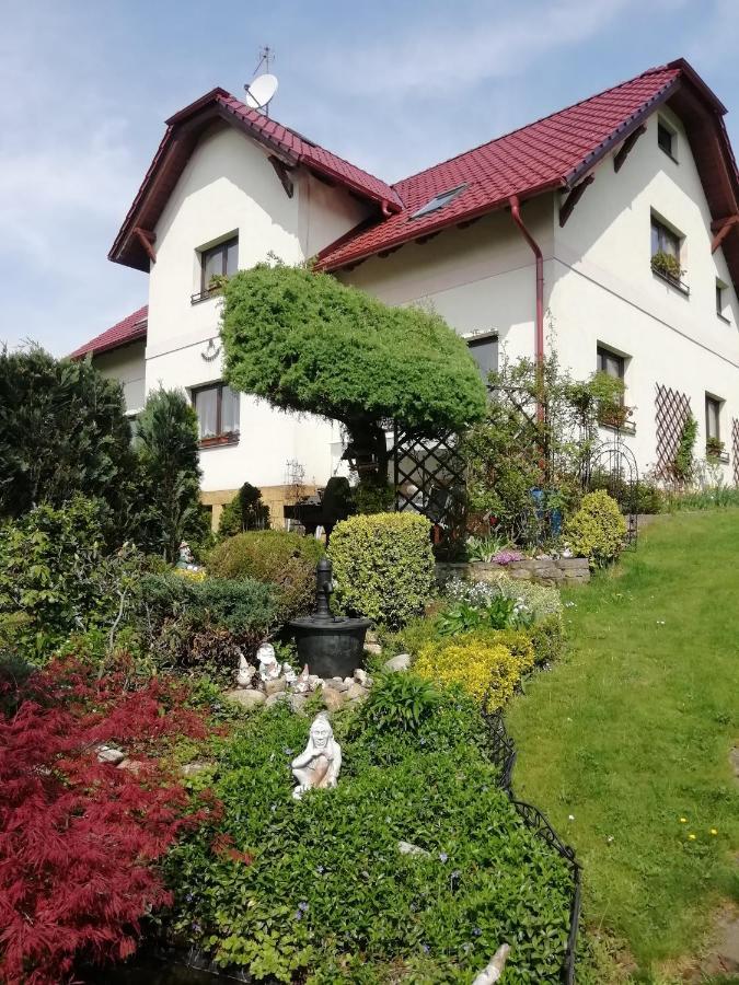Kostalov Pension U Josefa מראה חיצוני תמונה